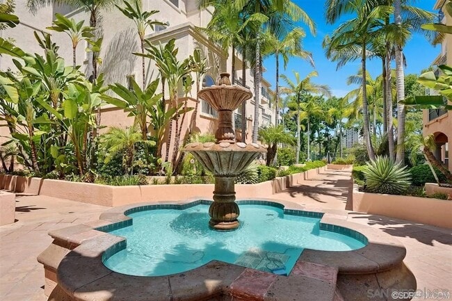 Foto del edificio - 680 Camino De La Reina