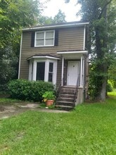Building Photo - 4433 Azalea Dr