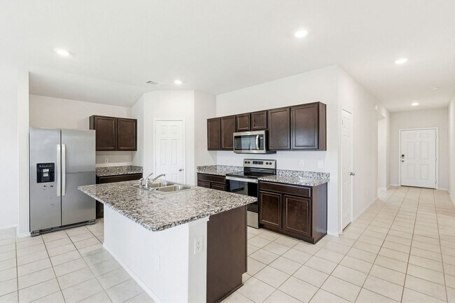 Foto del edificio - 9505 Kensley Rose Dr