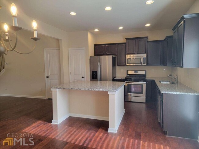 Foto del edificio - 2707 Morgan Glen Rd NE