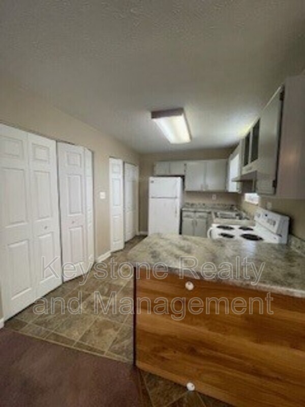 Building Photo - 298 Thompsonville Ln