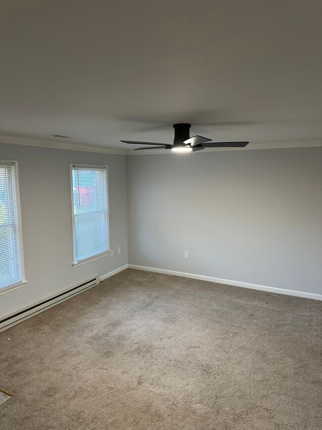 Foto del edificio - 138 Harvard Rd