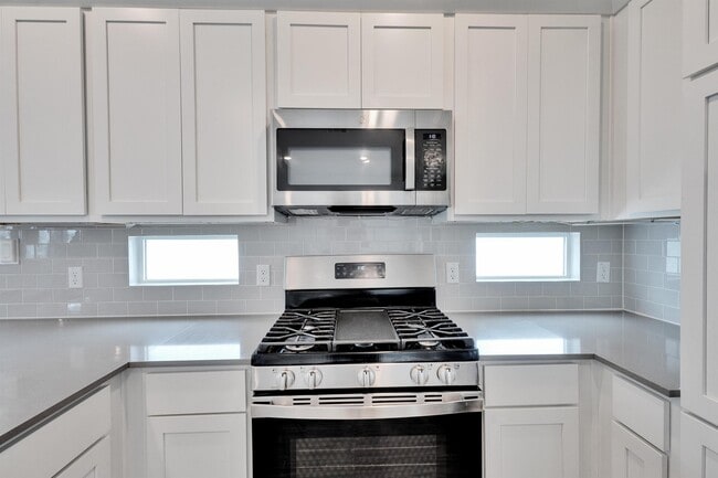 Building Photo - 1436 Weatherford Ln