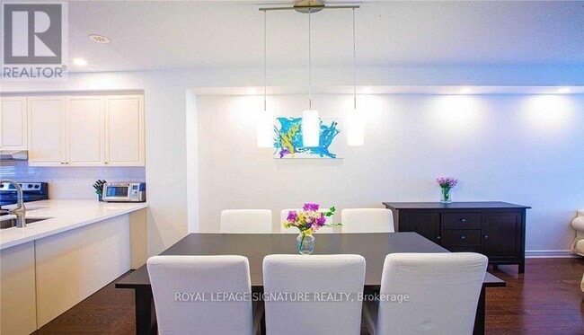 Photo du bâtiment - 2460 Prince Michael Drive