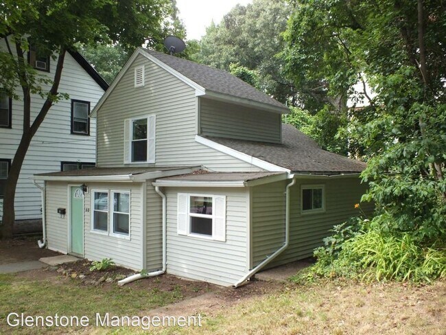 Building Photo - 60 Andrews St