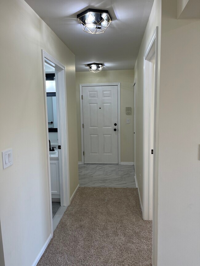 Building Photo - 15803 Balfour Dr