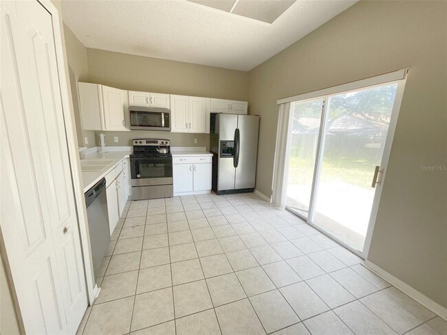 Foto del edificio - 12751 Woodbury Oaks Dr