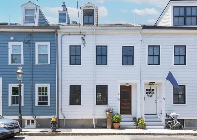 Building Photo - Short or Long Term Rental: 3 Bed/2.5 Bath ...