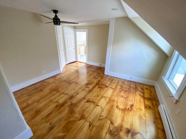 Foto del edificio - 13 Aubin St