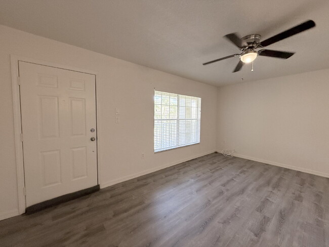 Foto del edificio - Spacious 2-Bed, 2-Bath Condo in Palm Harbor!