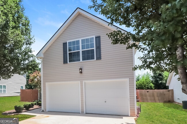 Building Photo - 4026 Shaded Oasis Ln