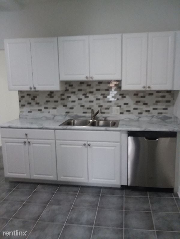 Foto del edificio - 7653 62nd Pl