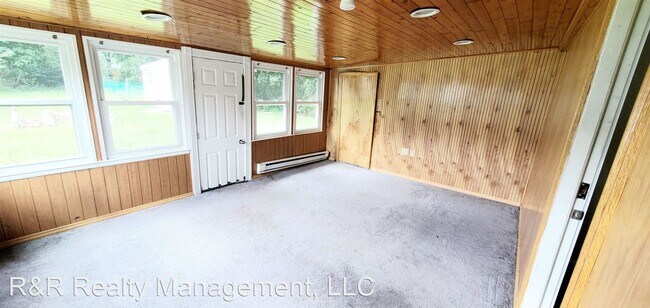 Building Photo - 3 br, 1 bath House - 43 Stella Road