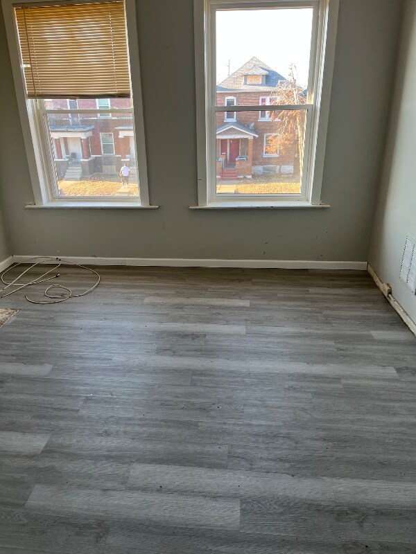 Building Photo - 4210 Athlone Ave