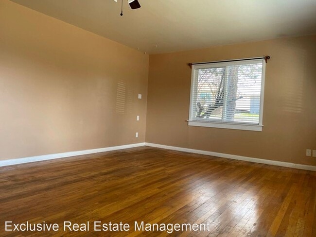 Building Photo - 2 br, 1 bath House - 533 Lytton Street