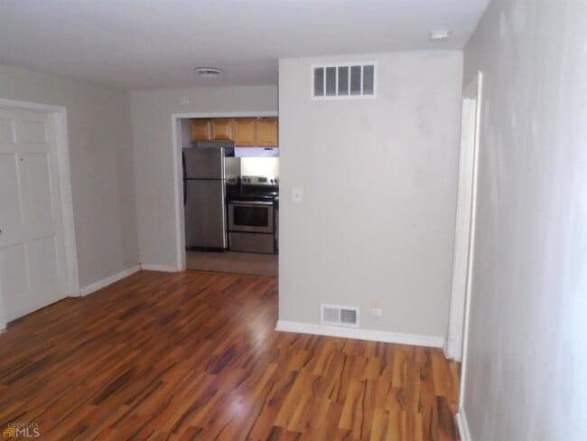 Building Photo - 1463 Southland Vista Ct NE