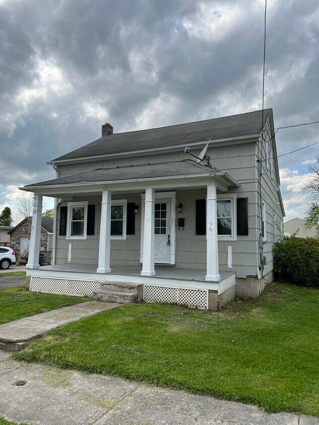 101 North St, Mc Sherrystown, PA 17344 House Rental in Mc Sherrystown