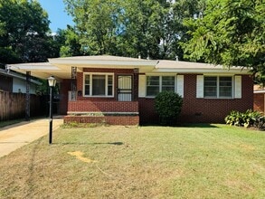 Building Photo - 190 E Salem Dr