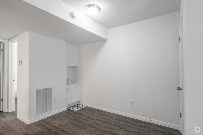 1HAB, 1BA - 547 ft² - The Nathaniel Apartments