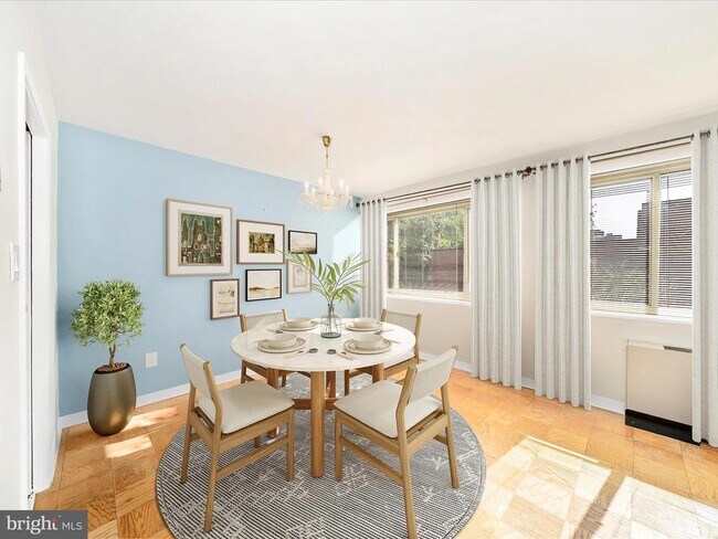 Foto del edificio - 3900 Tunlaw Rd NW