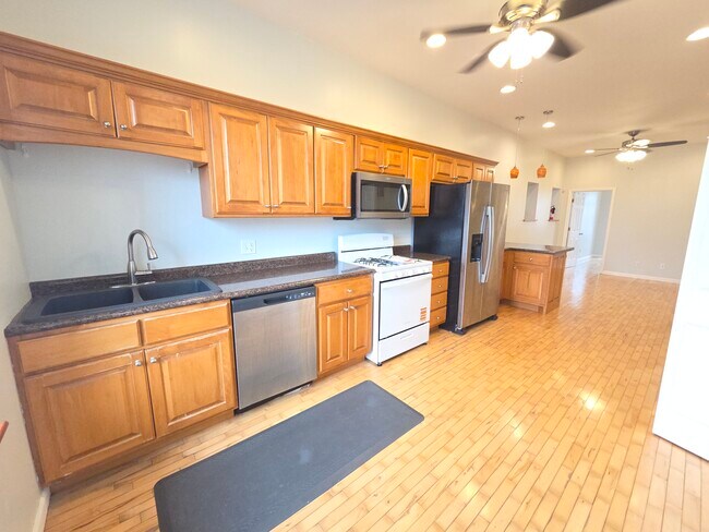 Foto del edificio - 3134 Arsenal St