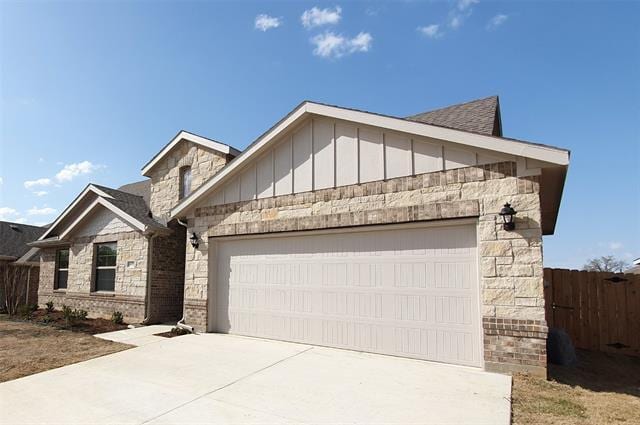 Building Photo - 1409 Black Oak Dr