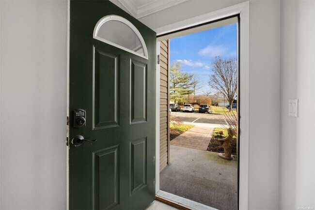 Building Photo - 827 Portofino Pl