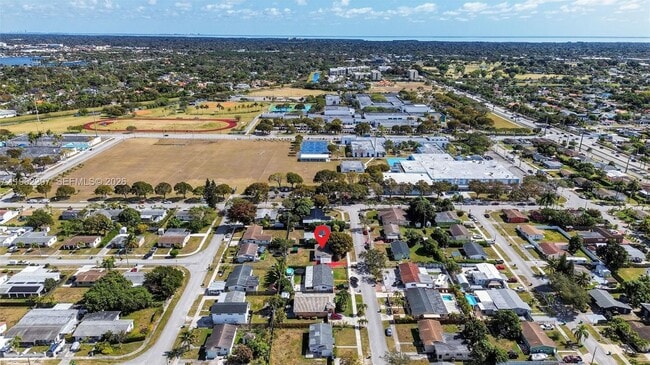 Building Photo - 10325 SW 149th St