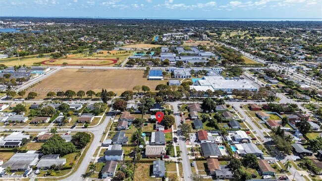 Foto del edificio - 10325 SW 149th Terrace