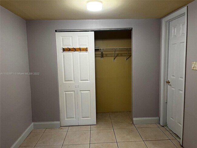 Building Photo - 7624 Miramar Pkwy