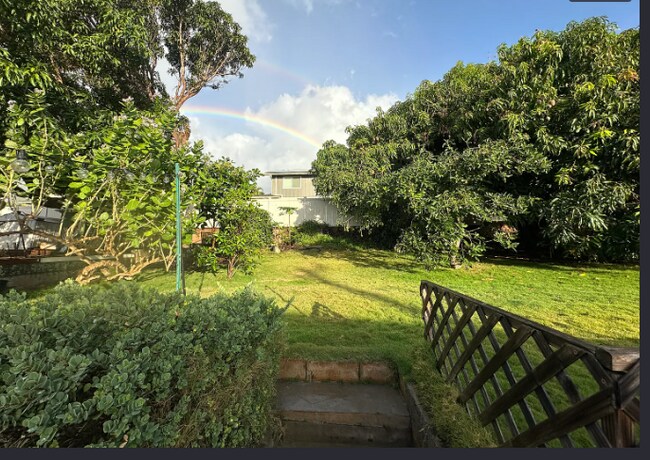 Foto del edificio - 295 Koeli St