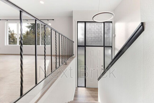 Foto del edificio - 1321 122nd St SE