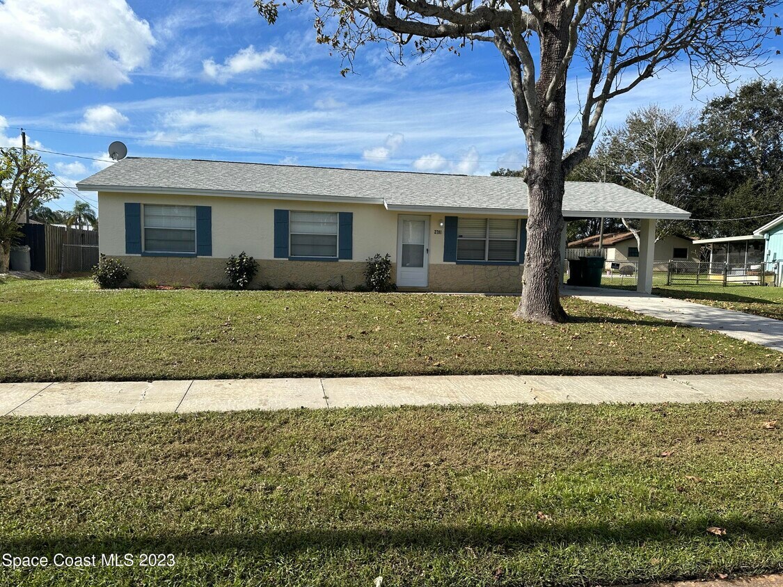 Foto principal - 2781 Hereford Rd