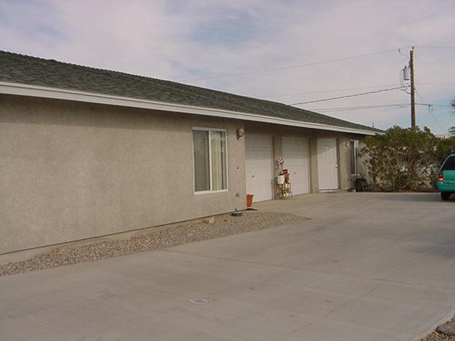 Foto del edificio - 3378 Iroquois Dr