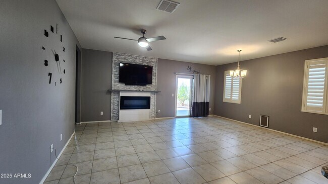 Building Photo - 42037 W Quinto Dr