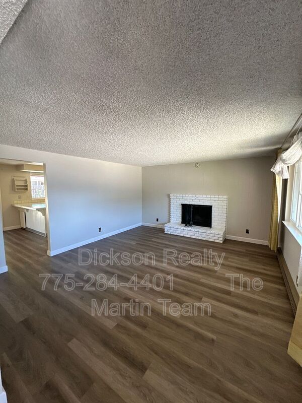 Building Photo - 462 Steffanie Way