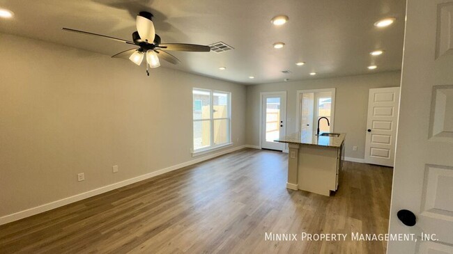 Building Photo - 14505 Quanah Ave