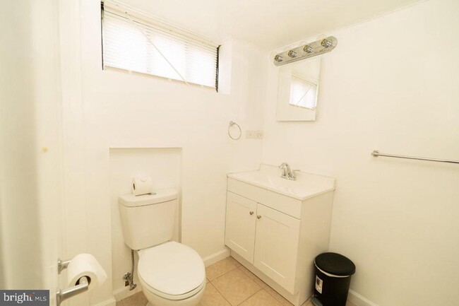 Foto del edificio - 1037 16th St S