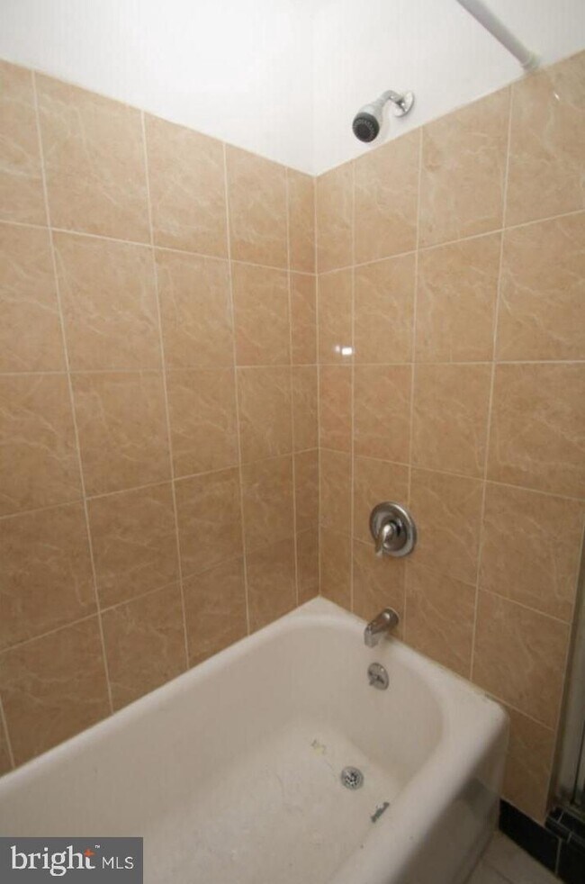 Foto del edificio - 4060 L St