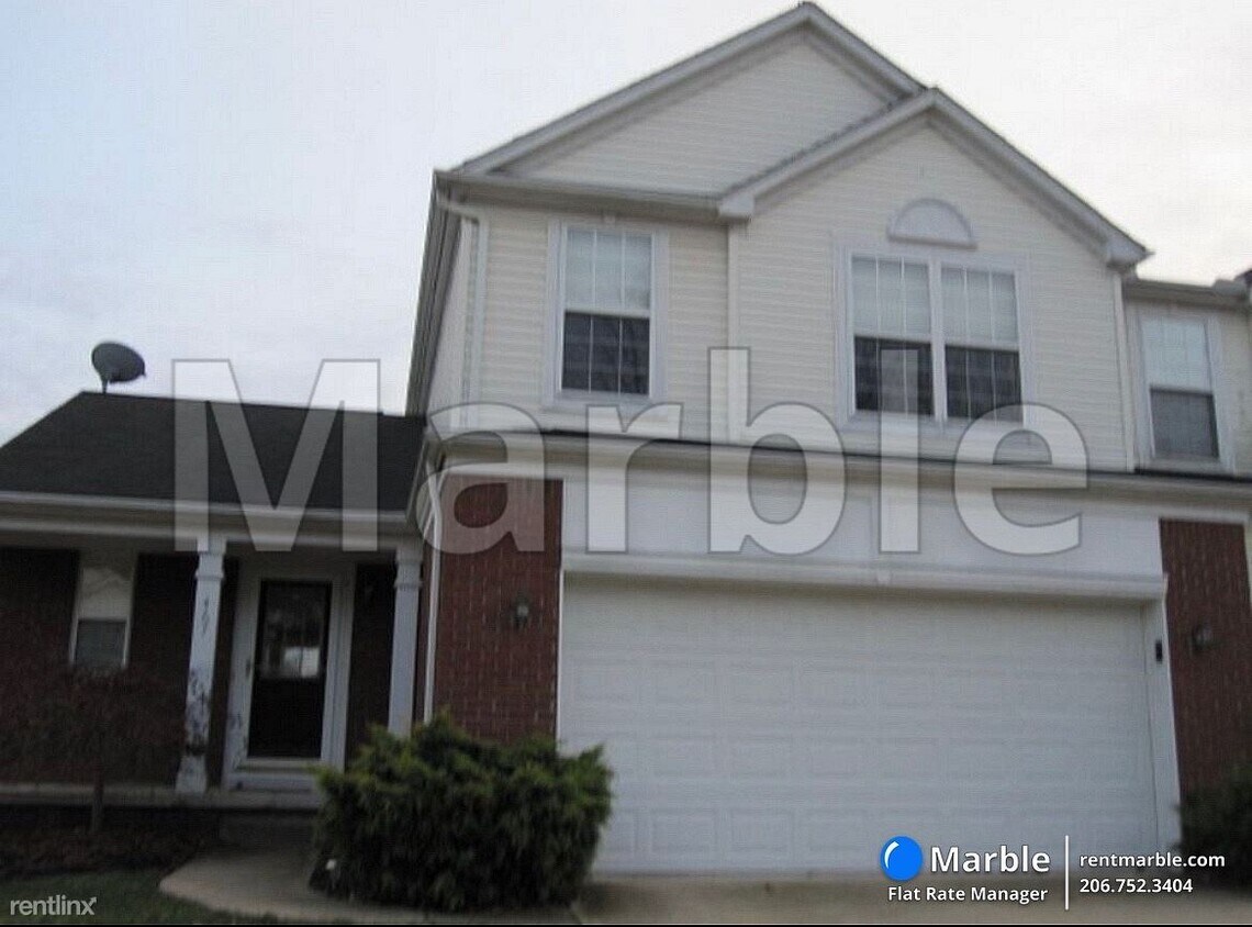 Foto principal - 3 br, 2.5 bath Townhome - 467 Canterbury Ln