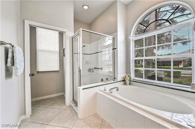 Foto del edificio - 6545 Chestnut Cir