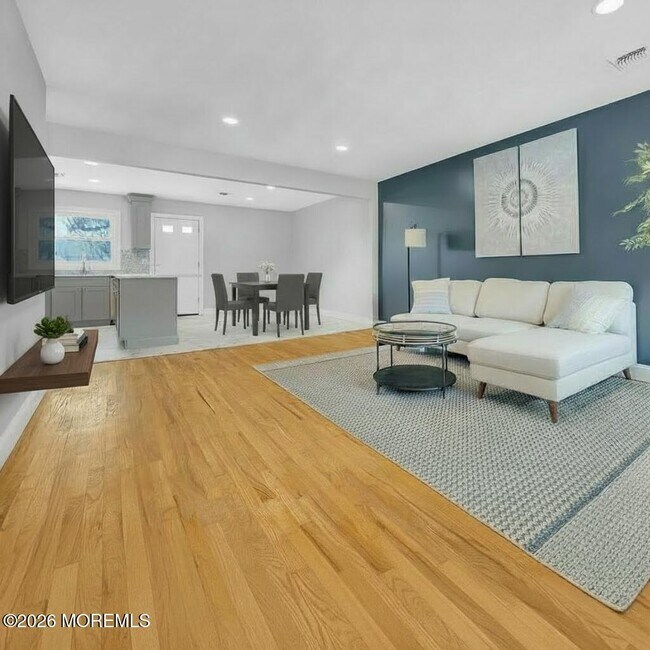 Foto del edificio - 1145 Roe Ave