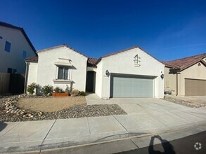 Building Photo - 4469 Hacienda Dr