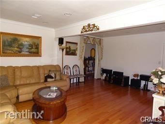 Building Photo - 2820 Duarte Rd