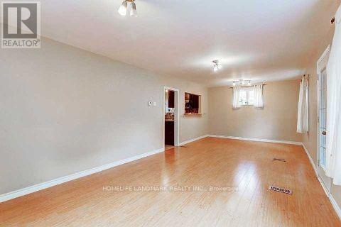 Building Photo - 109 Poyntz Ave
