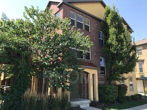 Building Photo - 3701 S Balmossie Dr