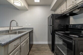 Building Photo - Elevate Apartments