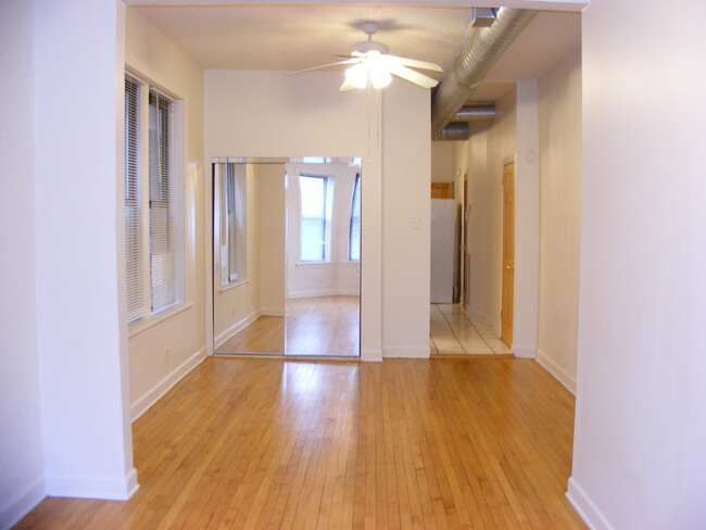 846 S Loomis - Apt 2F, 3F Living/Dining/Home Office - Harris Point Chicago