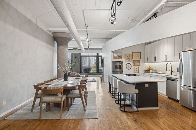 Foto del edificio - 728 W Jackson Blvd