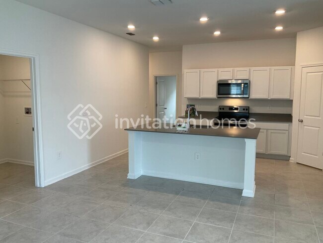 Building Photo - 1151 Peach Crk Dr